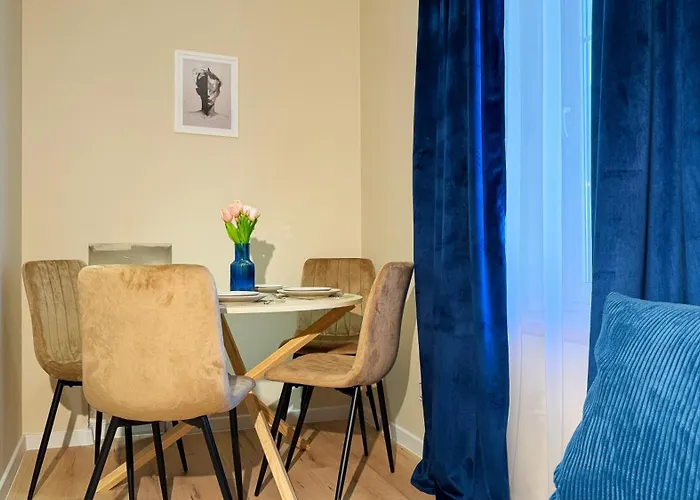 Przy Teatrze By Libertarent Wałbrzych